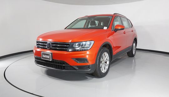 Volkswagen • Tiguan