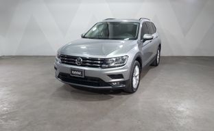 Volkswagen • Tiguan