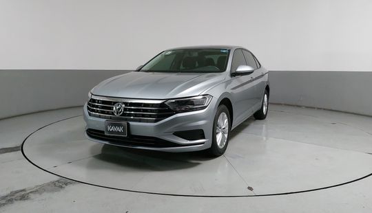 Volkswagen • Jetta