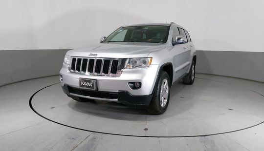 Jeep • Grand Cherokee