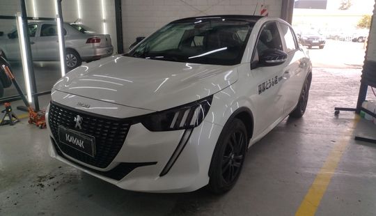 Peugeot • 208