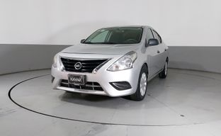 Nissan • Versa