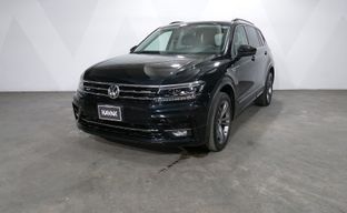 Volkswagen • Tiguan