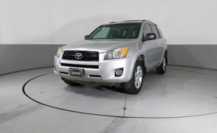 Toyota • RAV4