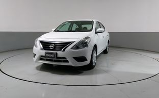 Nissan • Versa