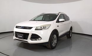 Ford • Escape