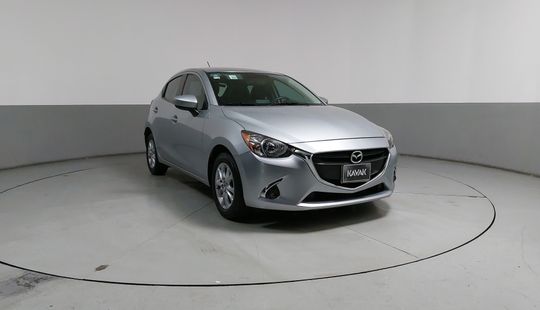 Mazda • Mazda 2