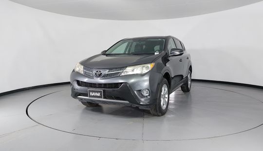 Toyota • RAV4