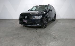 Volkswagen • Tiguan