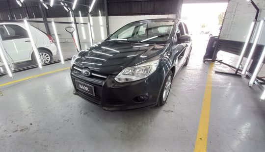 Ford Focus III 1.6 S MT-2014