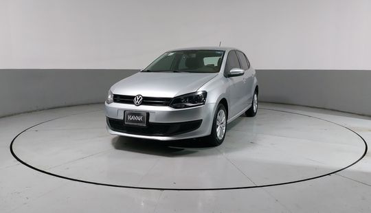 Volkswagen • Polo