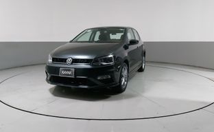 Volkswagen • Polo