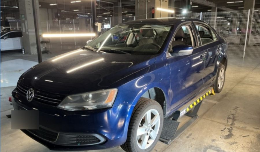 Volkswagen Jetta 2.5 STYLE MT Sedan 2013