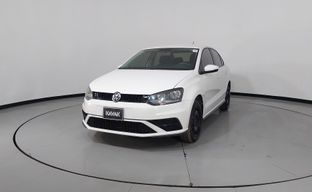 Volkswagen • Vento