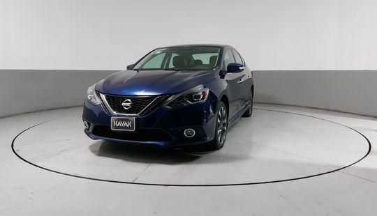 Nissan • Sentra