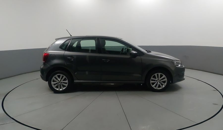 Volkswagen Polo 1.2 COMFORTLINE DSG Hatchback 2013