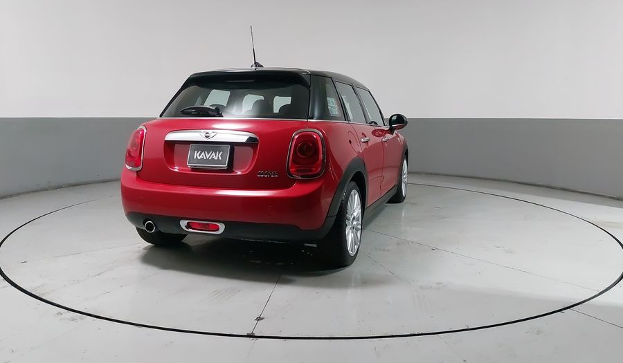 Mini Cooper 1.5 COOPER CHILI Hatchback 2017