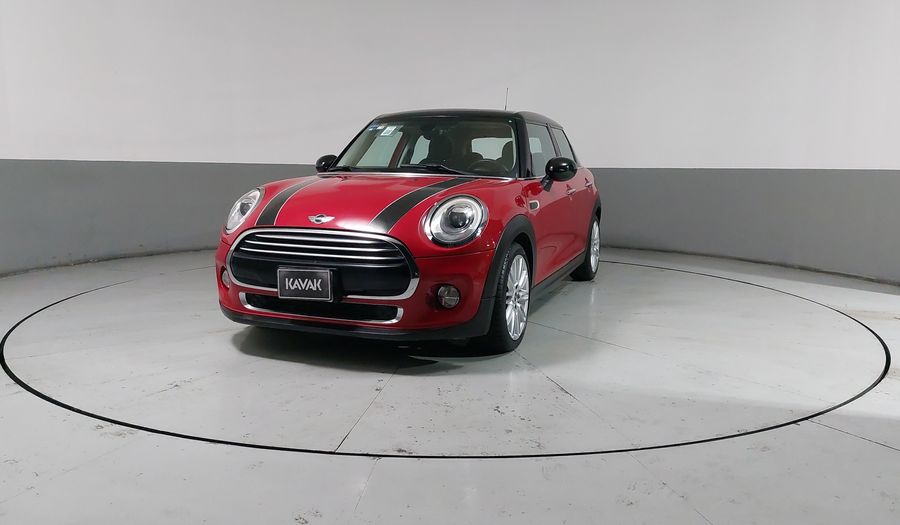 Mini Cooper 1.5 COOPER CHILI Hatchback 2017