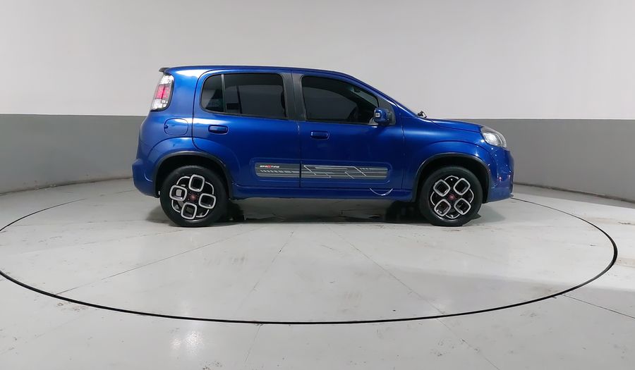 Fiat Uno 1.4 SPORTING Hatchback 2016