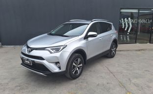 Toyota • RAV4