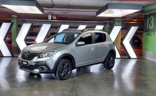 Renault • Sandero Stepway