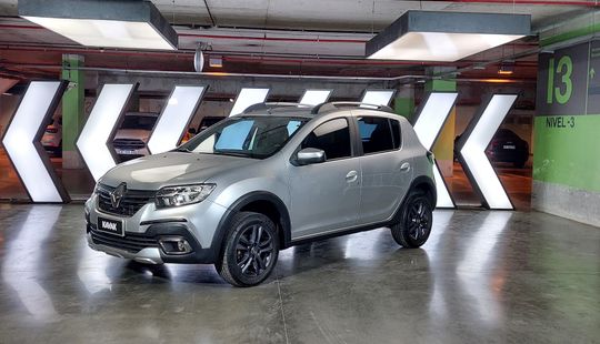 Renault • Sandero Stepway