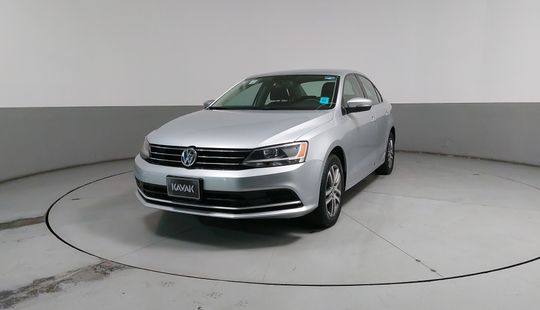 Volkswagen • Jetta