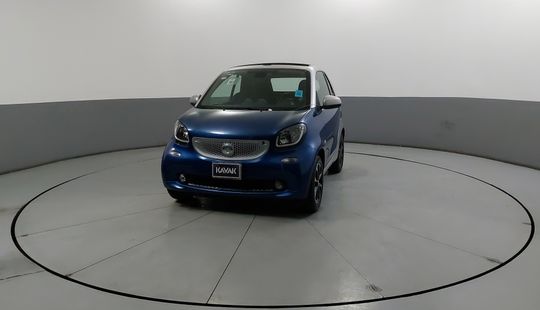 Smart • Fortwo