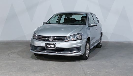 Volkswagen • Vento