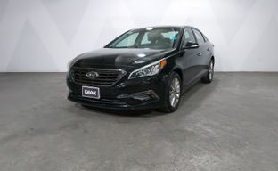 Hyundai • Sonata