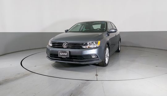 Volkswagen • Jetta