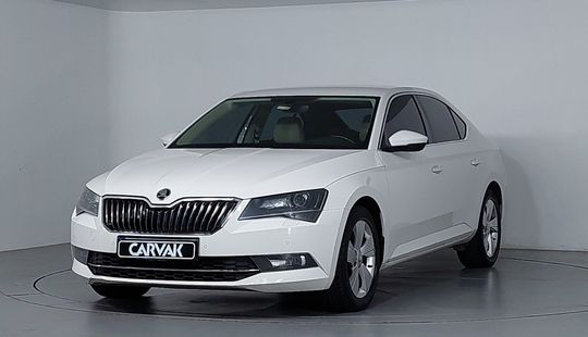 Skoda • Superb