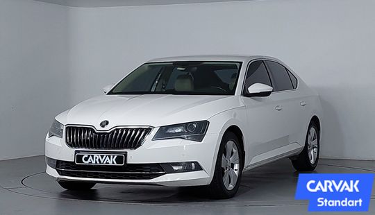 Skoda • Superb