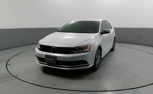 Volkswagen • Jetta