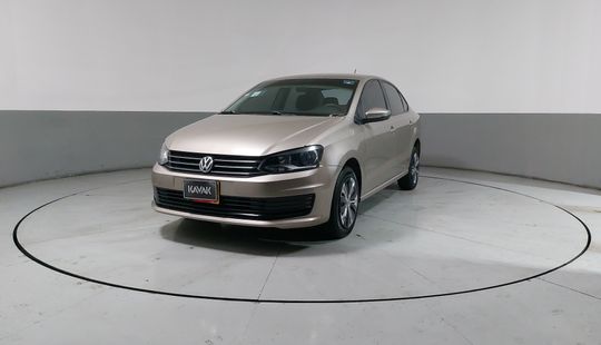 Volkswagen • Vento