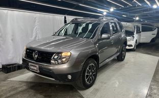 Renault • Duster