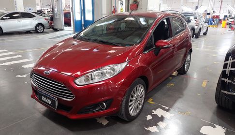 Ford Fiesta Kinetic Design 1.6 SE MT Hatchback 2017