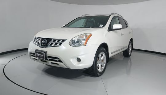 Nissan • Rogue