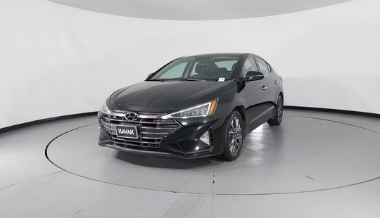 Hyundai • Elantra