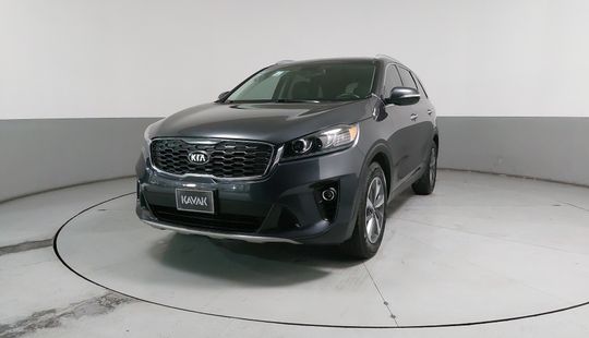 Kia • Sorento