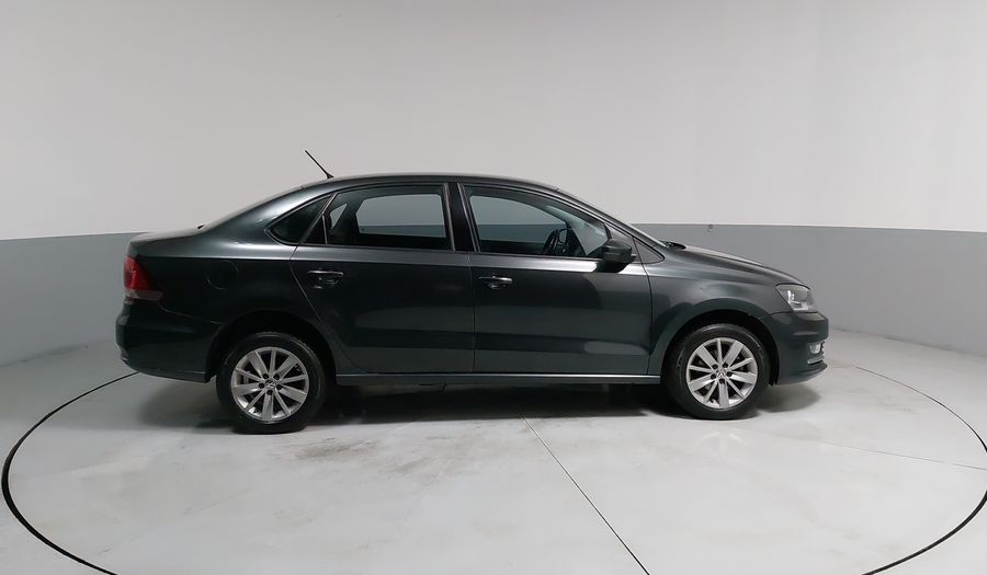 Volkswagen Vento 1.6 HIGHLINE TIPTRONIC Sedan 2017