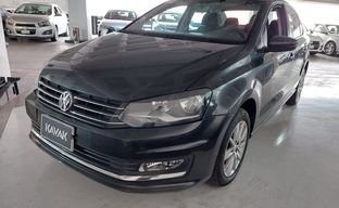 Volkswagen • Vento