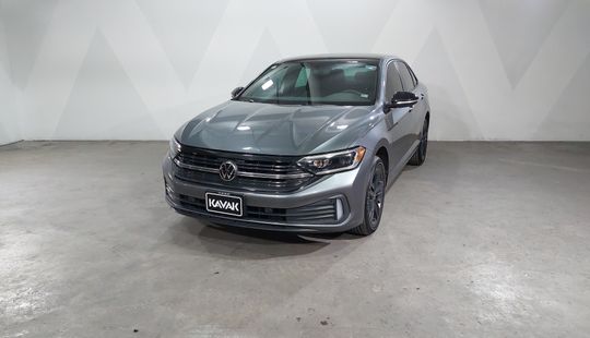 Volkswagen • Jetta