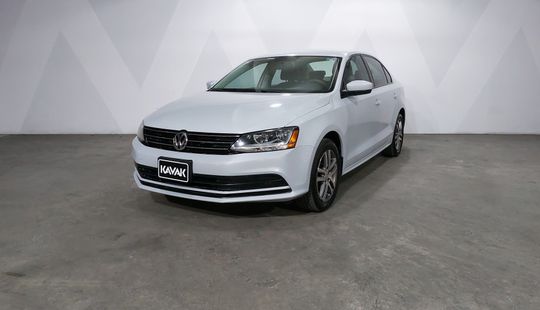 Volkswagen • Jetta