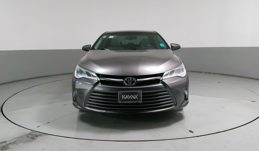 Toyota Camry 3.5 XLE V6 6AT Sedan 2015