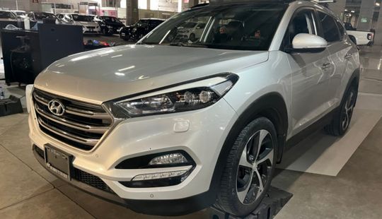 Hyundai • Tucson