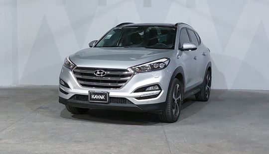 Hyundai • Tucson