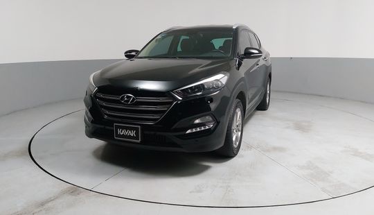 Hyundai • Tucson