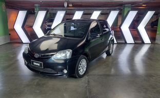 Toyota • Etios