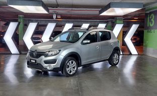 Renault • Sandero Stepway